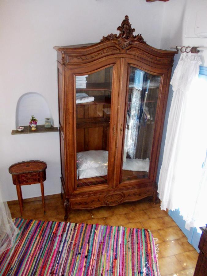 Nyfes Traditional Boutique Faltaina Σκύρος Εξωτερικό φωτογραφία