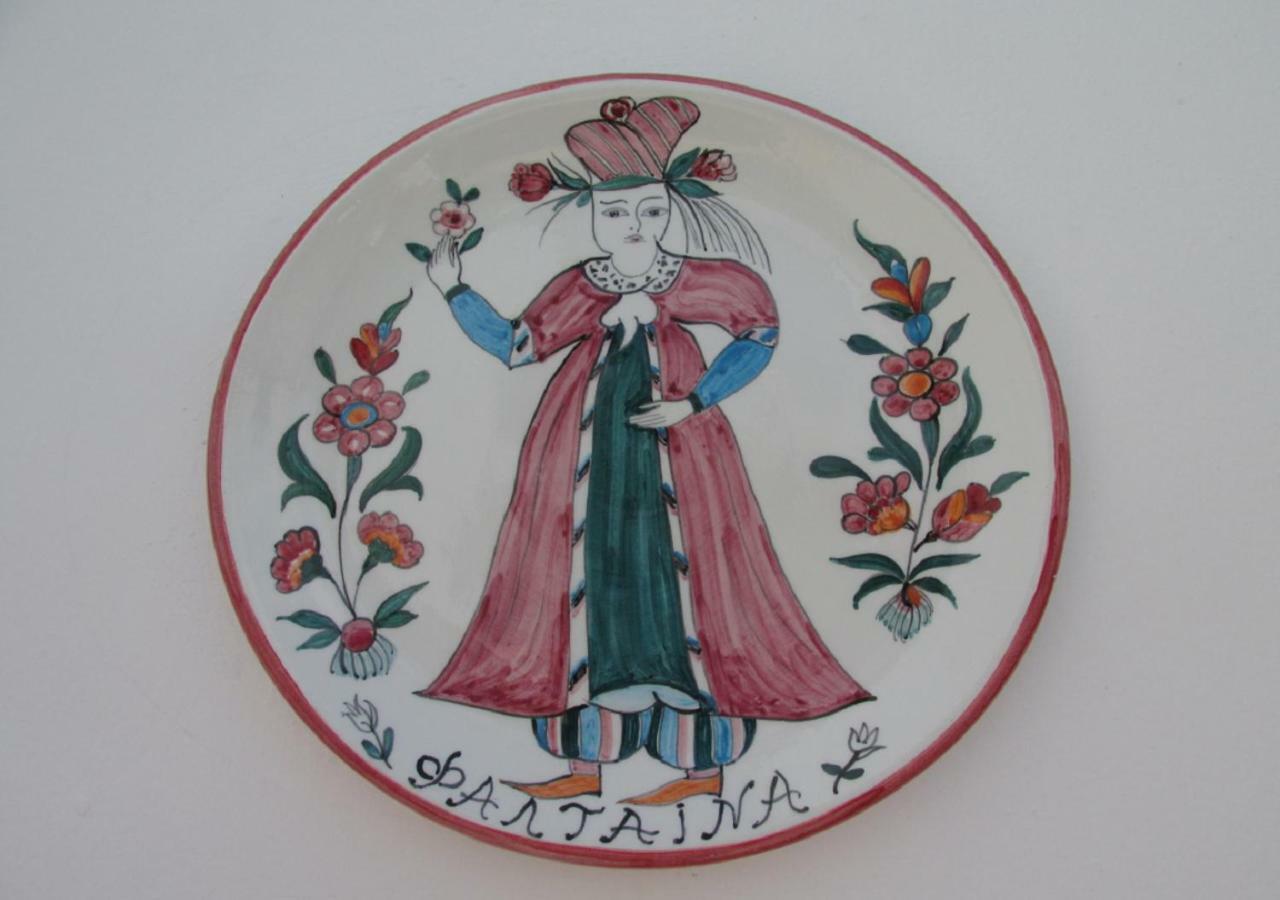 Nyfes Traditional Boutique Faltaina Σκύρος Εξωτερικό φωτογραφία